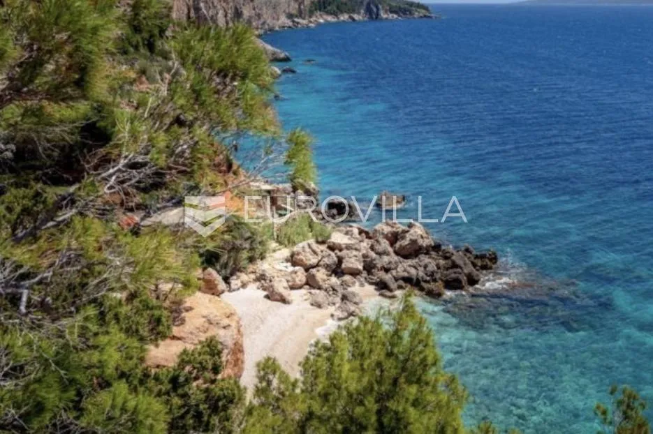 hvar, sv. nedjelja, građevinsko zemljište 30 m do mora - slika 3