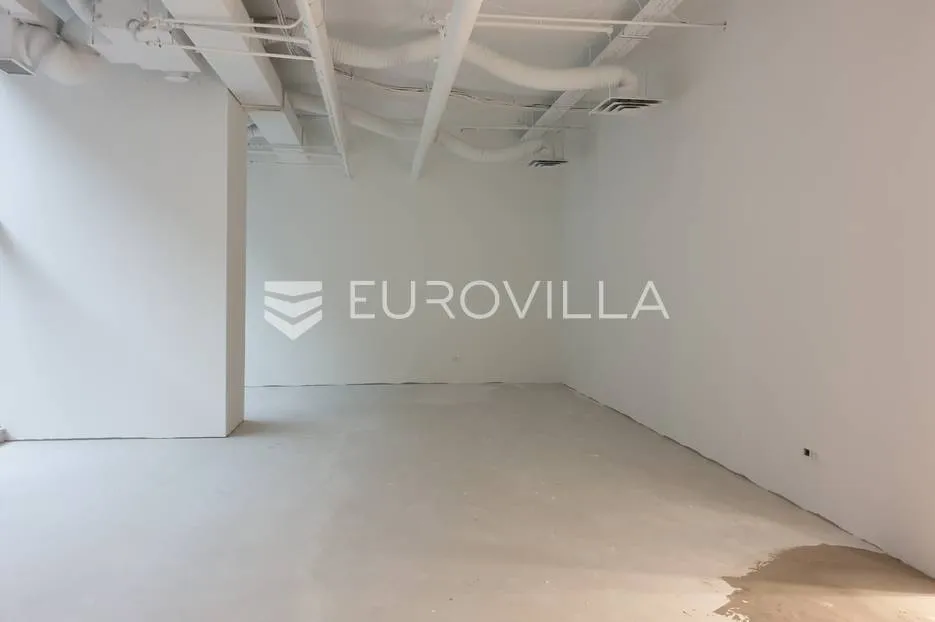 centar, poslovni prostor za zakup 122 m2 u poslovnoj zgradi - slika 3