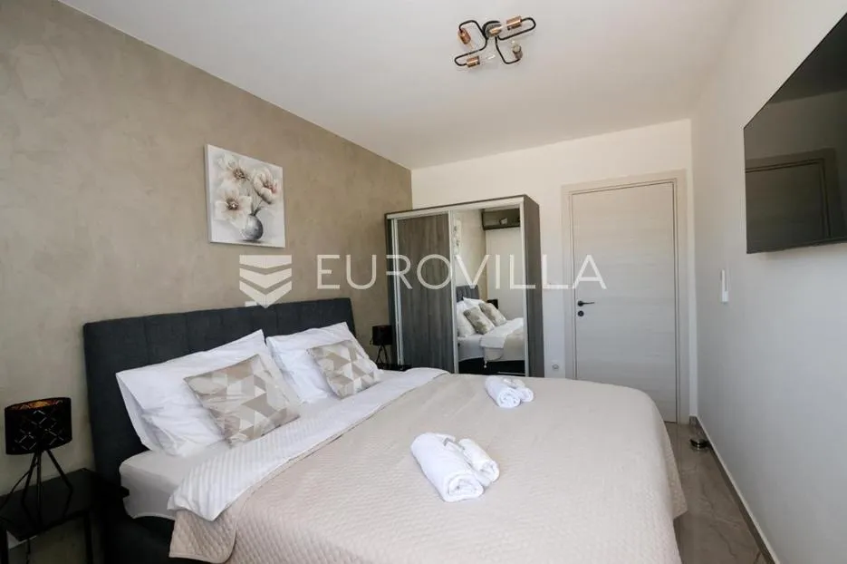 istra, pula, predivna villa s bazenom na mirnoj lokaciji - slika 13