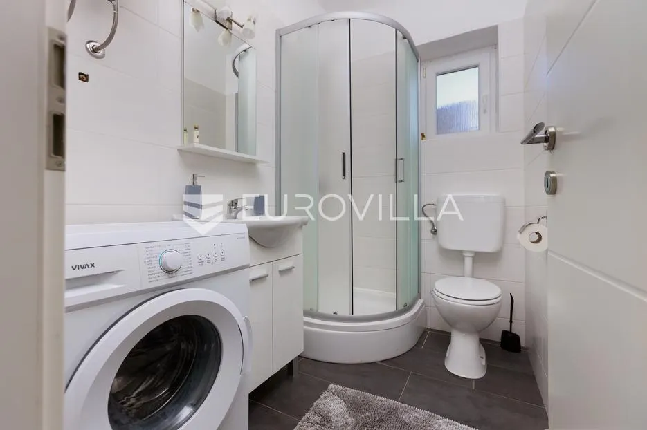 senj, kuća 160 m² s vrtom i pogledom na more - slika 4