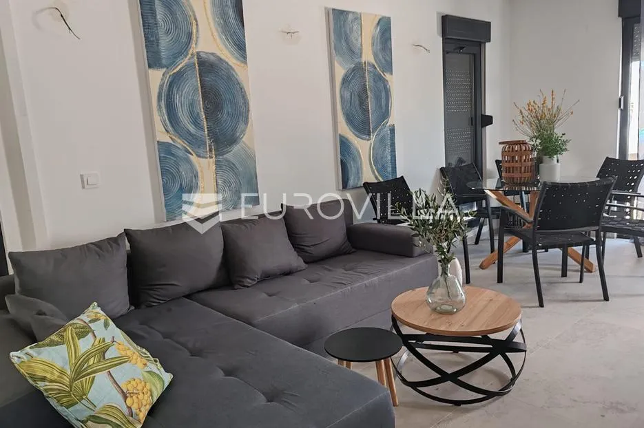 rogoznica, podorljak, novogradnja, moderno uređena kuća s bazenom, 150 m² - slika 6
