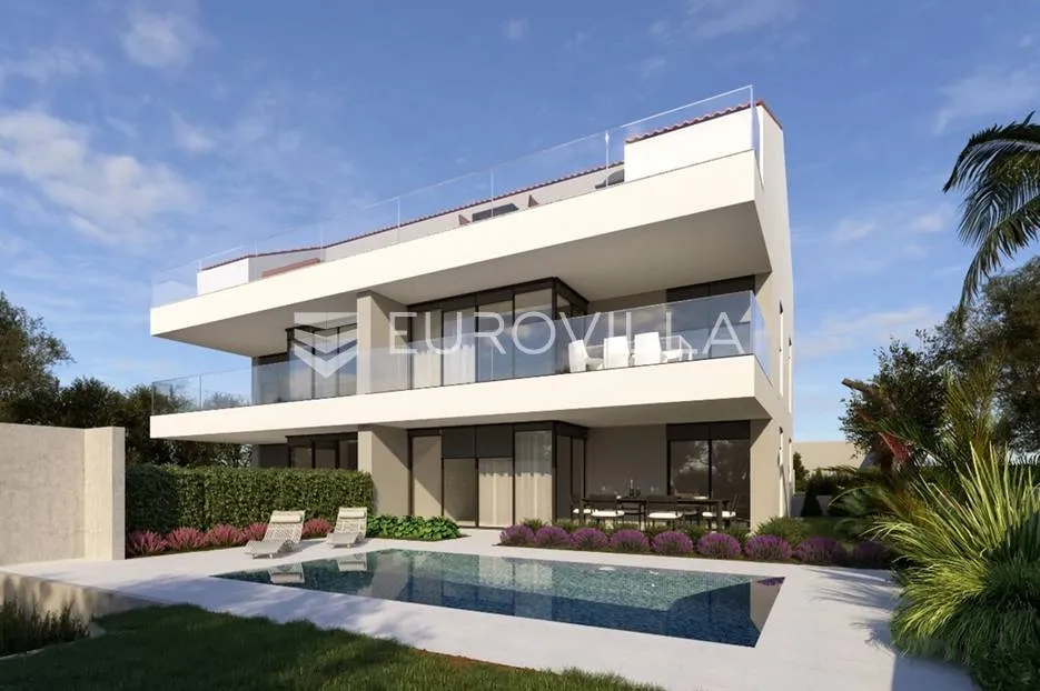 Zadar Pag trosoban apartman na 1.katu 70 m2