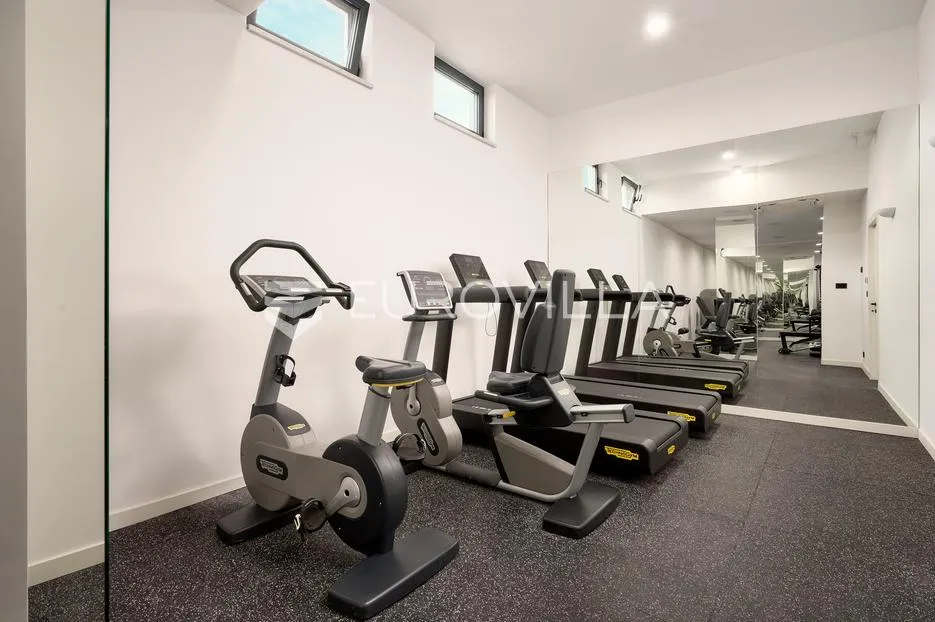 split, duilovo, luksuzan jednosoban stan s pogledom na more i wellnessom, dugoročno - slika 15