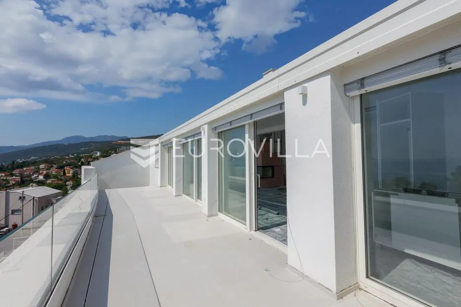 opatija privé, ekskluzivan trosoban penthaus 109.4 m², bazen, teretana - slika 2