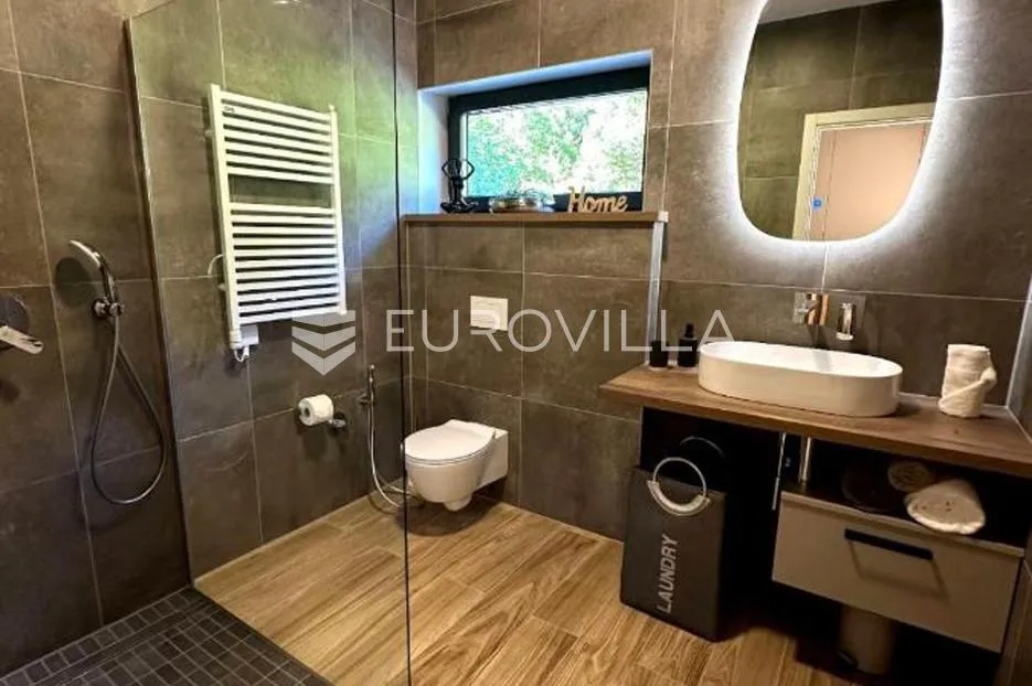 mošćenićka draga, prekrasna novo izgrađena villa s bazenom - slika 13