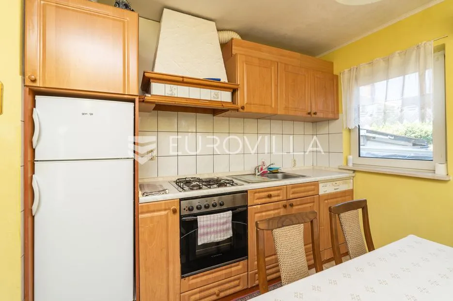 pelješac, sreser, kuća s dvorištem - slika 6