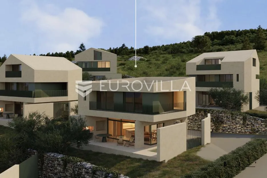Brač, Sutivan, luksuzna vila s bazenom na mirnoj lokaciji