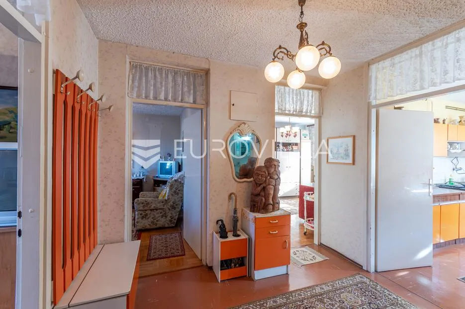 varaždin, banfica, trosoban stan površine 74 m² - slika 2