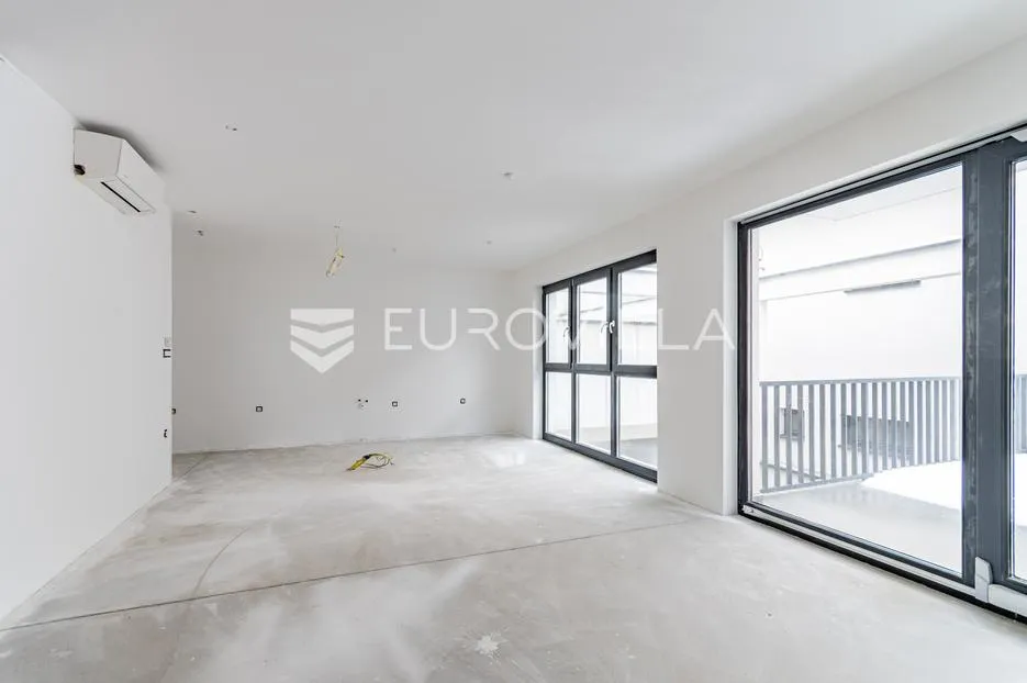 varaždin, centar četverosoban stan površine 138,70 m² - slika 2