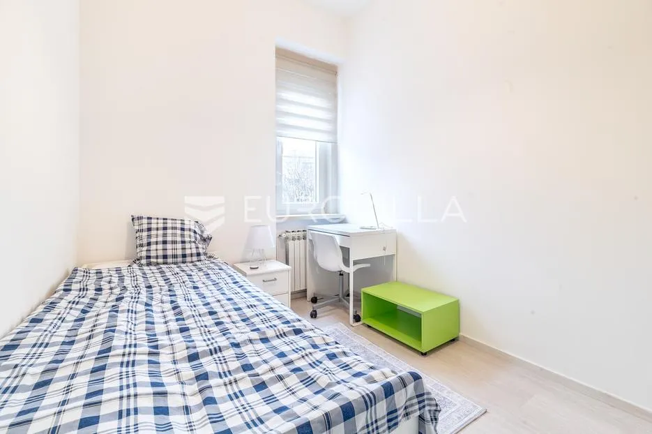 zagreb, kvaternikov trg, novouređen stan za najam 65 m² - slika 6