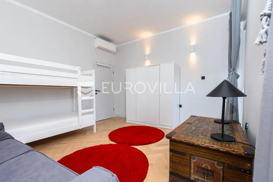 opatija, centar, luksuzan četverosoban stan 110 m² - slika 11