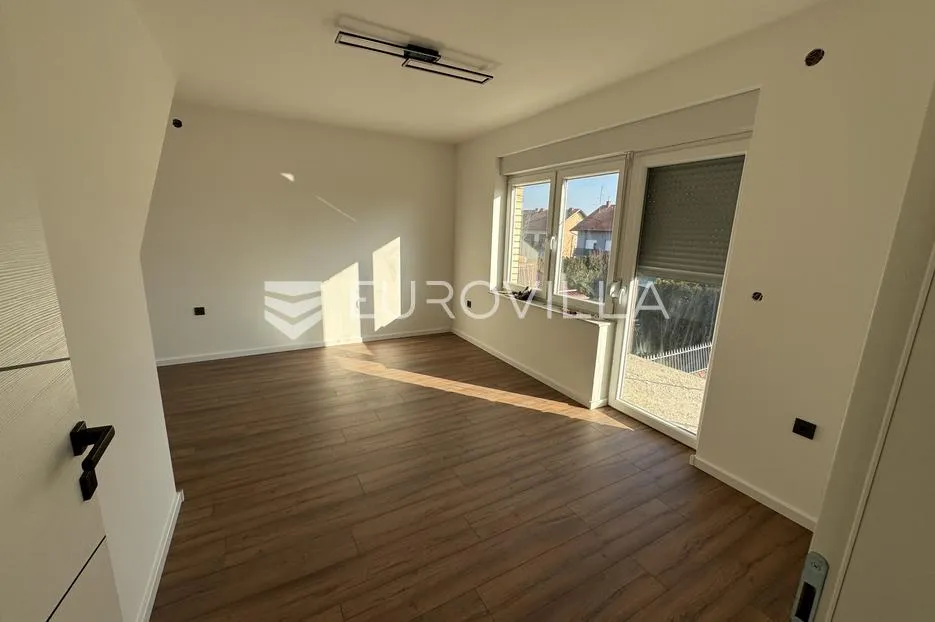 slavonski brod, naselje matije ivanića, kuća 190 m² - slika 2