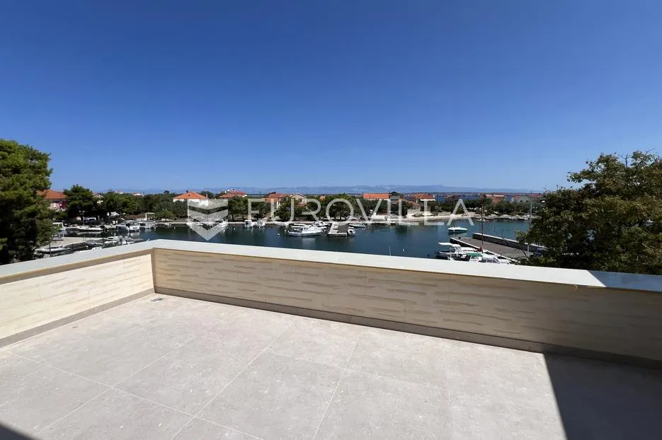 zadar, otok ugljan novogradnja 90 m² prvi red do mora - slika 10