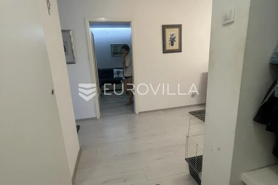 slavonski brod, naselje slavonija stan 82 m² prvi kat - slika 6
