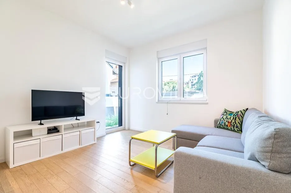 zagreb, trnje, novogradnja, trosoban stan s vrtom i parkingom 68 m² - slika 2