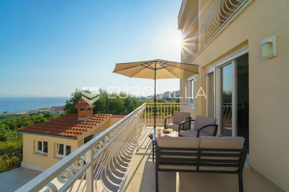 split, pazdigrad, jedinstven trosoban stan za dugoročan najam na odličnoj lokaciji - slika 5