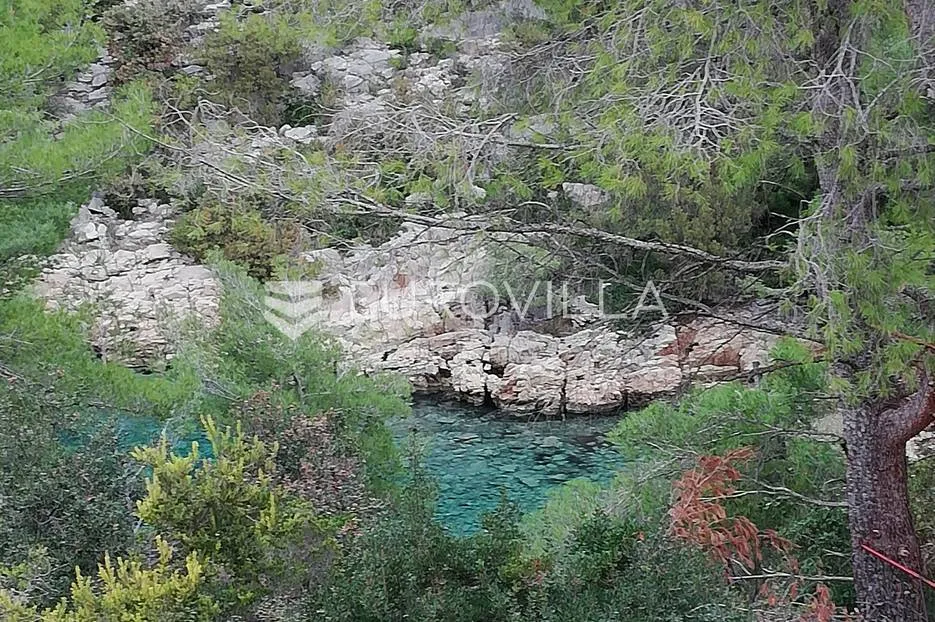 korčula, atraktivno građevinsko zemljište površine 2371 m² - slika 6