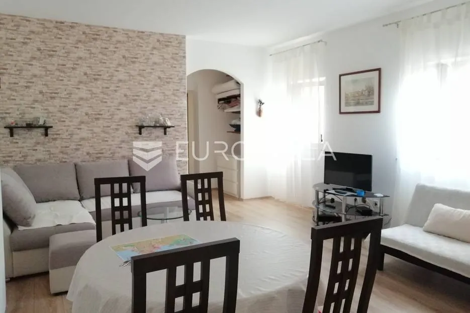 istra, rovinj, kuća s dva apartmana i vrtom 232 m2 u centru rovinja - slika 3