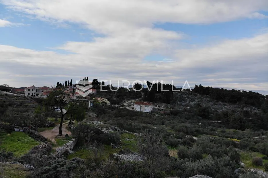 otok hvar, jelsa, atraktivno građevinsko zemljište 1201,60 m² s idejnim projektom - slika 12