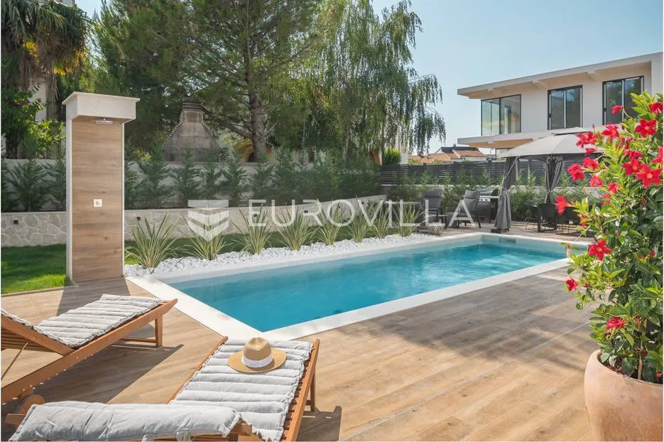 funtana, istra, moderna vila s bazenom, top lokacija - slika 7