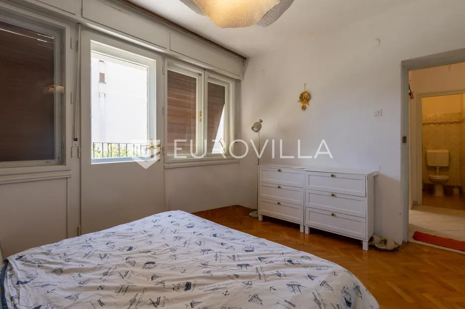 pula, veruda, prostran trosoban stan od 93 m² s tri terase, odličnog rasporeda i novom fasadom - slika 15