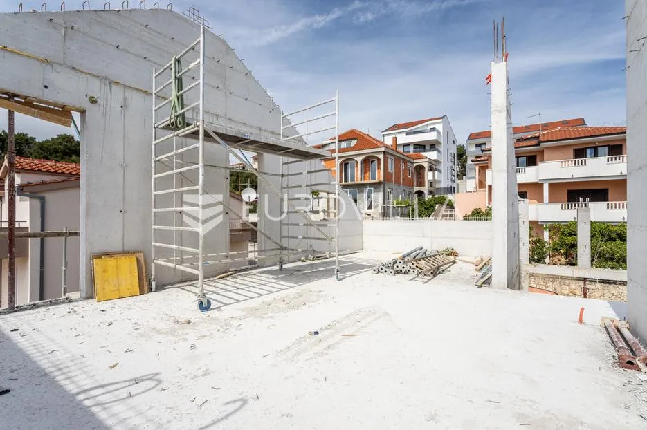trogir, trosoban stan u izgradnji površine 124.27 m² - slika 6