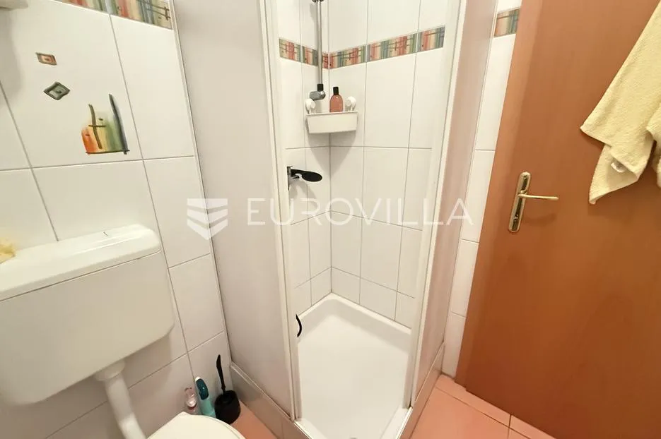 fažana, valbandon, dugoročni najam trosobnog stana u prizemlju s dvije terase, 56.18 m² - slika 8