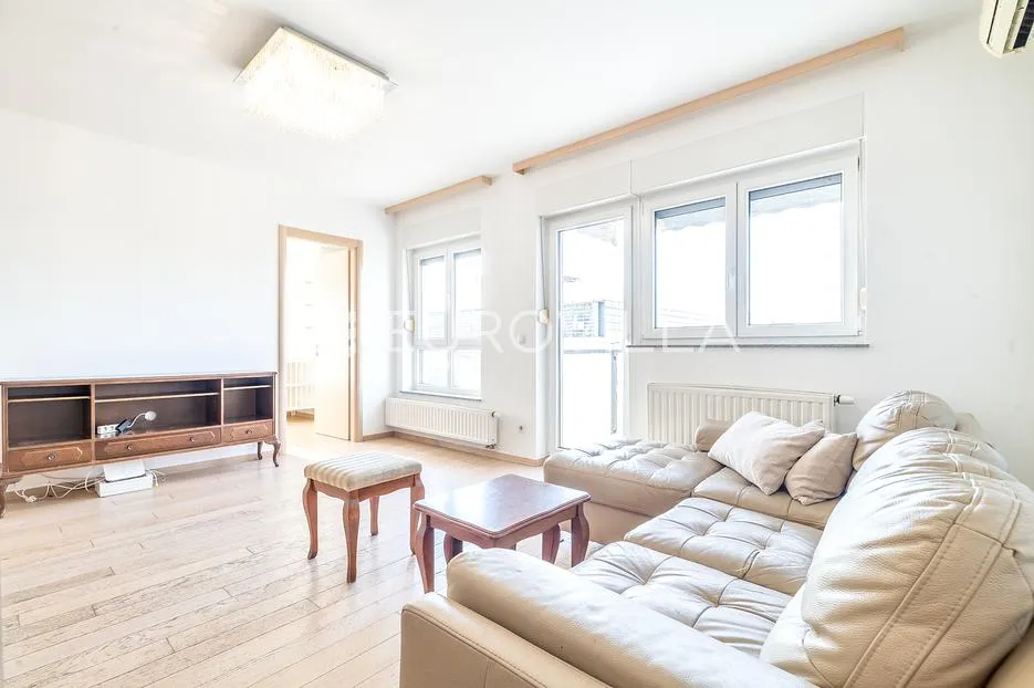 zagreb, bundek, središće, moderan četverosoban stan 70 m2 - slika 1