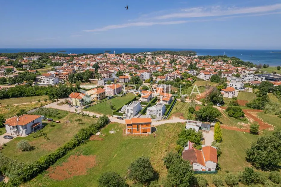 istra, funtana, građevinsko i poljoprivredno zemljište - slika 8