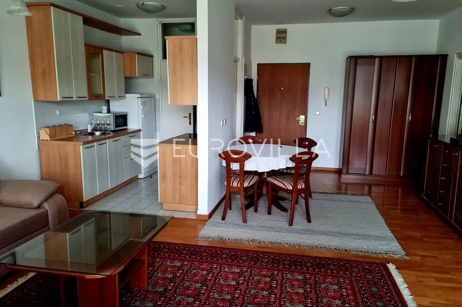 zagreb, miramarska, uređen dvosoban stan 70,19 m2 - slika 7