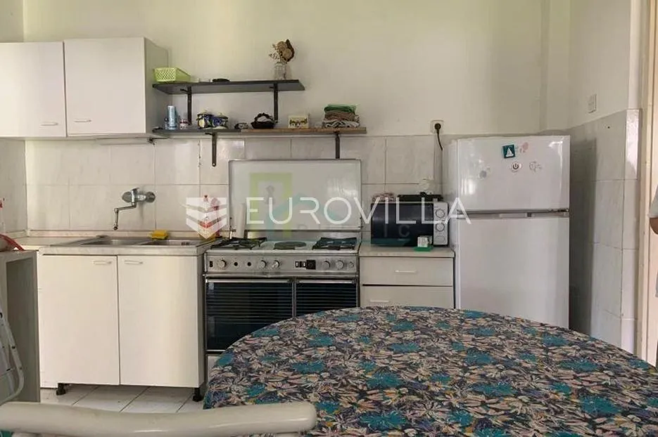 zagreb, šalata, trosoban stan 81 m² s tavanom, adaptacija - slika 4