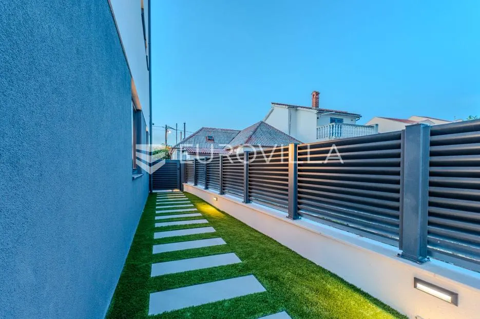 zadar, privlaka, ekskluzivna moderna vila s bazenom i wellness zonom - slika 45