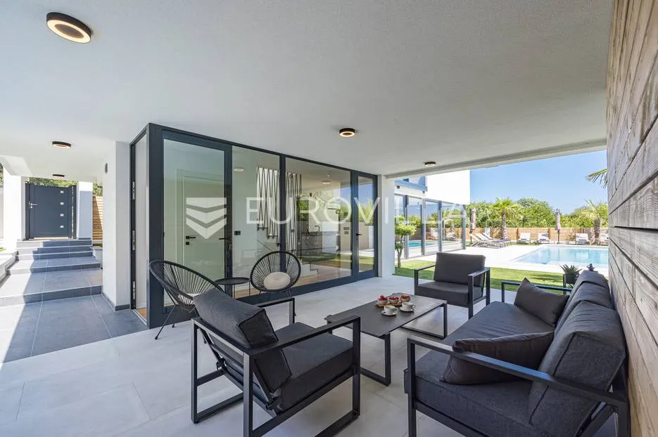 istra, medulin, prekrasna moderna dvojna vila 220 m² - slika 115