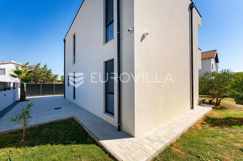 zadar, vrsi, predivna samostojeća novoizgrađena vila/kuća s bazenom - slika 45