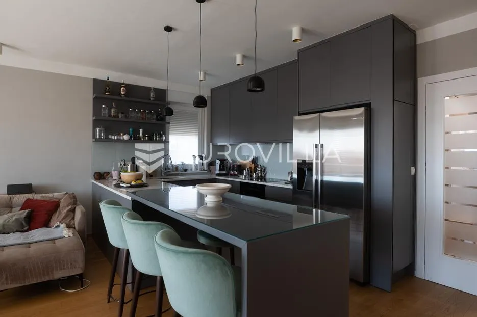 zadar, borik, luksuzan penthouse površine 137,26 m² s terasama na top lokaciji - slika 14