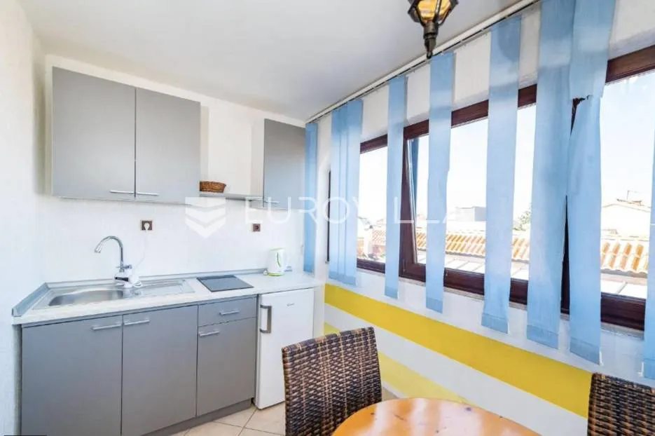 pag, novalja, villa sa 8 uhodanih apartmanskih jedinica i restoranom, pogled na more - slika 4