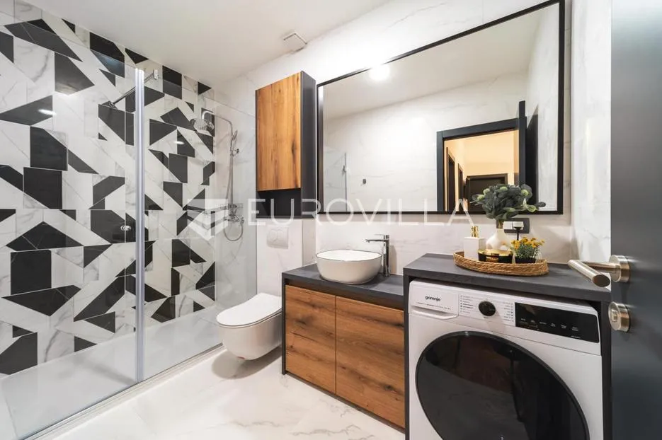 zagreb, ulica kralja držislava, luksuzan višesoban stan s pet apartmana 195,06 m², strogi centar - slika 31