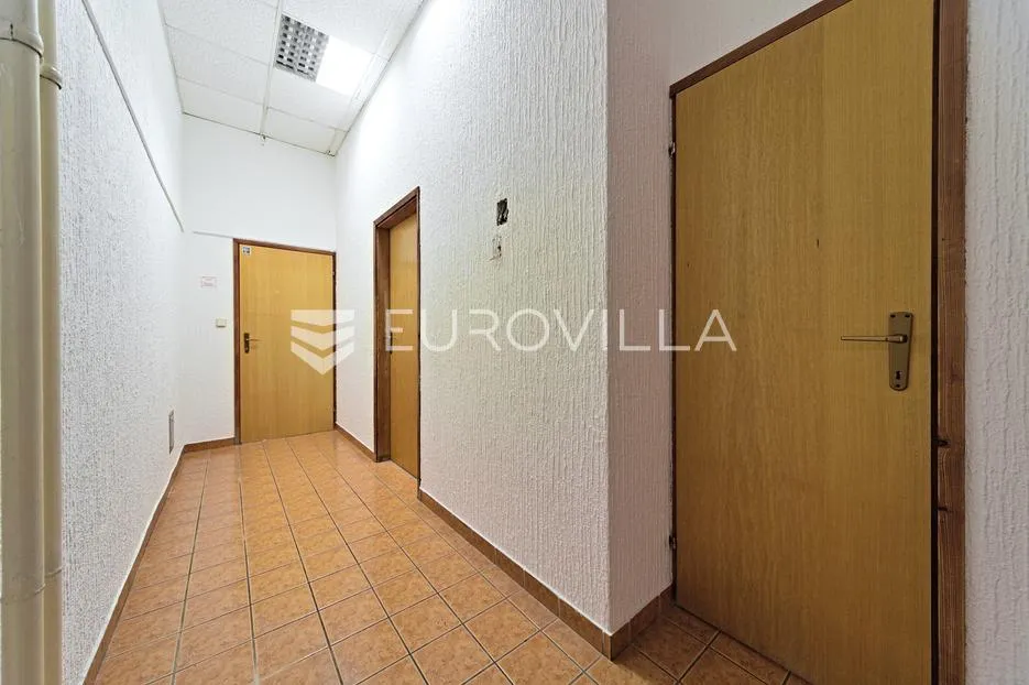osijek, centar, zakup uličnog poslovnog prostora 283 m², županijska - slika 19