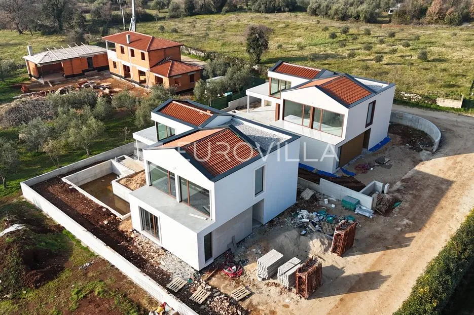istra, tar, vabriga, luksuzna vila s bazenom i pogledom na more - slika 17