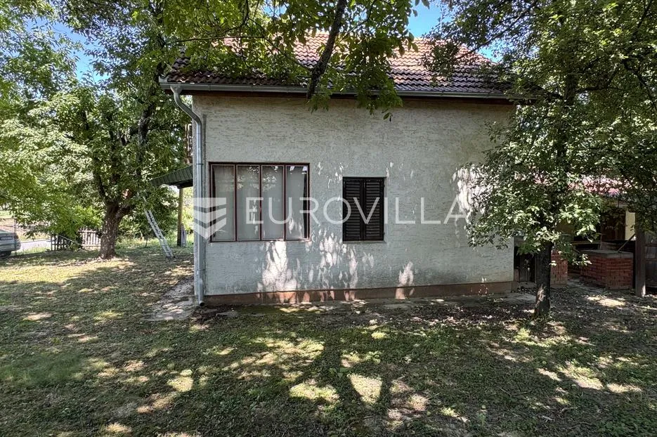 paučje, vikendica 95 m² s velikim potencijalom na zemljištu od 2622 m² - slika 16