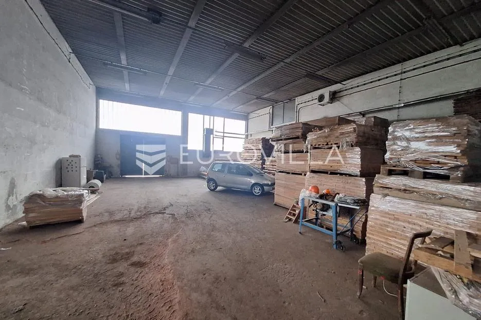vojnić, proizvodna hala i skladište 9000 m² na parceli od 25000 m², višenamjenska mogućnost - slika 15