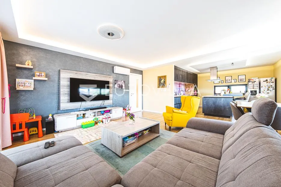 dugo selo, moderan četverosoban penthouse 140,02 m², otvoreni pogled - slika 4