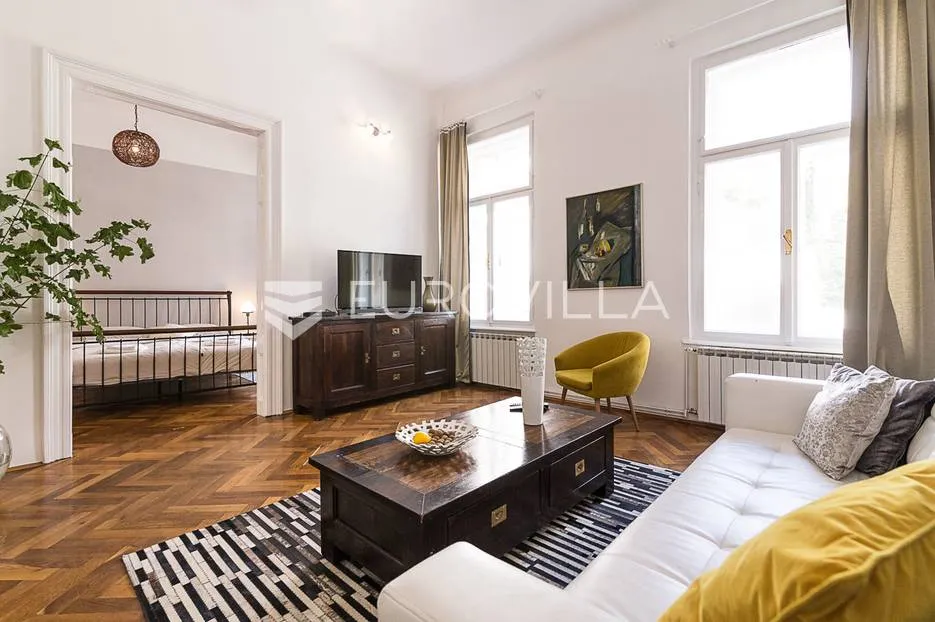 strogi centar pješačka zona trosoban stan 86 m² - slika 4