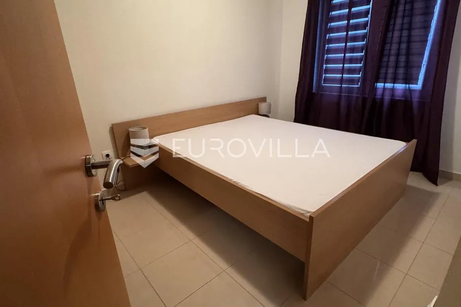 pag, vodice, kuća s 5 apartmana na top lokaciji - slika 11