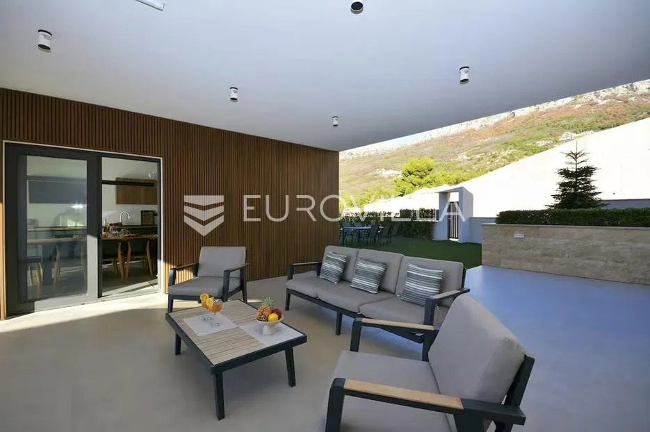 klis iznad split vila s bazenom, garažom, pomoćnom kućom s pogledom na more - slika 7