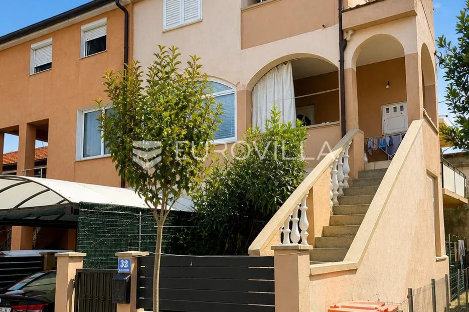zadar, privlaka, dvojna kuća s dva stana, 140 m od mora - slika 11