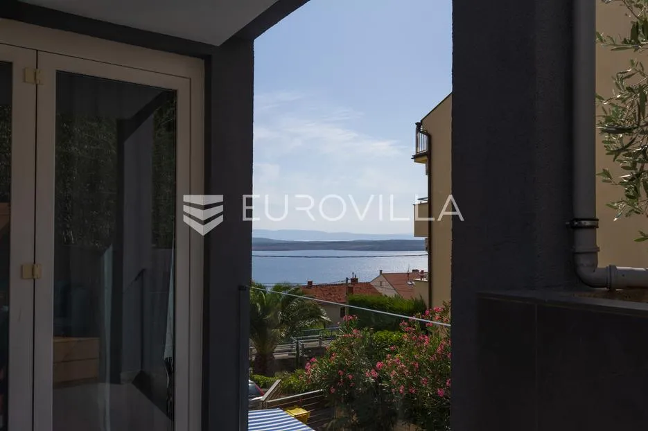 crikvenica, dramalj, moderan trosoban apartman s jacuzzijem, vrtom, bazenom i pogledom na more - slika 25