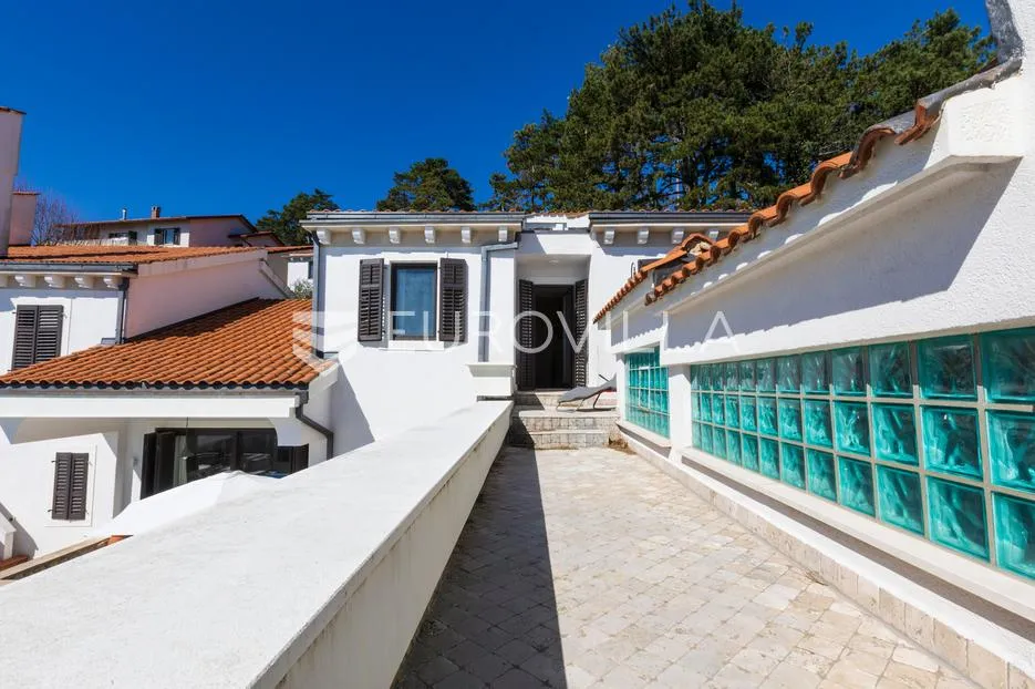 opatija, veprinac, jedinstvena vila s infinity bazenom i nevjerojatnim pogledom na kvarner - slika 37