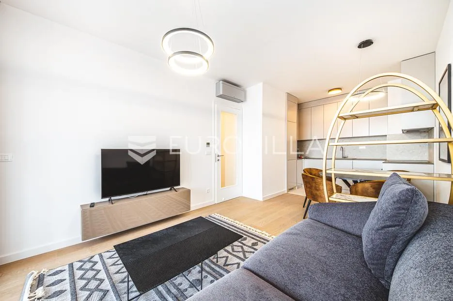 Zagreb, Donje Svetice, atraktivan dvosoban stan s parkingom, 48 m²