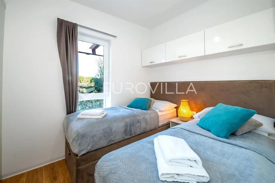 zadar, nin, žerava moderna villa s bazenom neto korisne površine 163 m² - slika 8